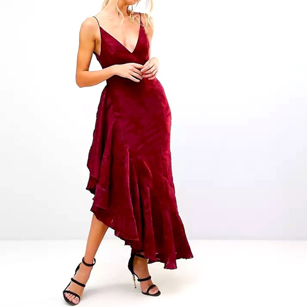 C/MEO Collective Ember Ruffle Midi Burgundy dress size XS- Brand New